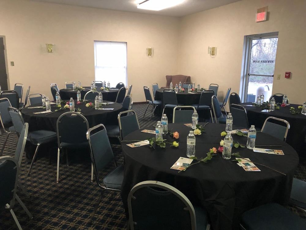 Quality Inn Dublin I-81 Екстериор снимка