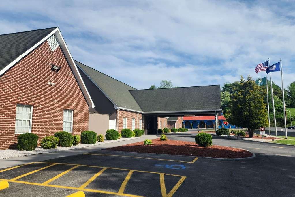Quality Inn Dublin I-81 Екстериор снимка